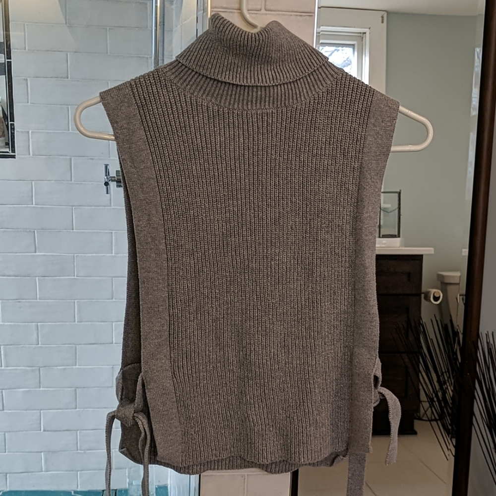 Athleta open sides sweater